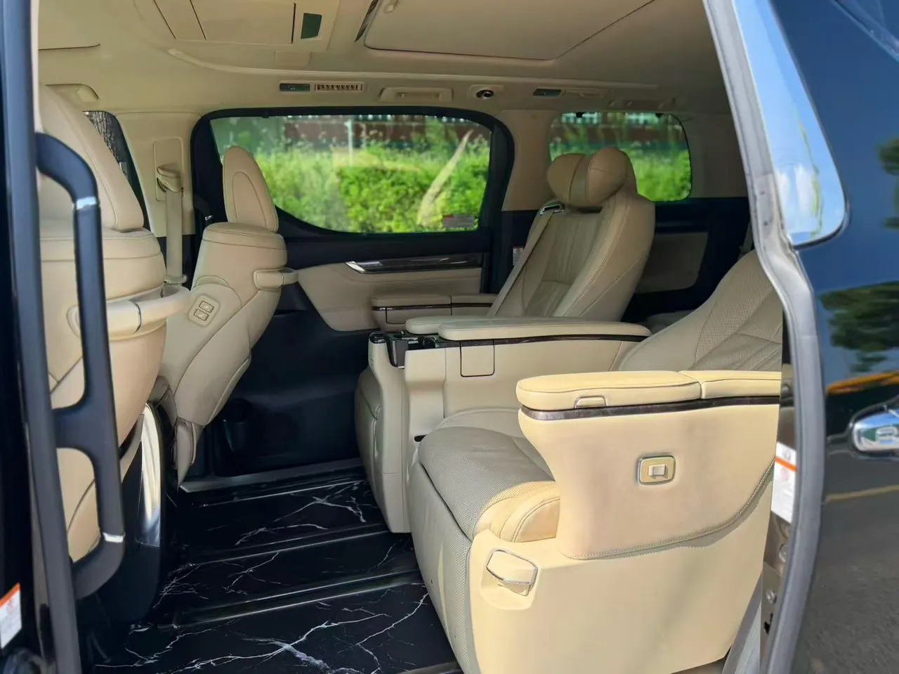 Toyota Wilfa (Imported) 2020 Wilfa 2.5 Stepless HV Distinguished Edition Automatic Gear 5