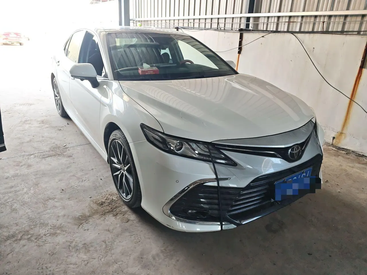 Toyota 2021 Camry 2.5G Deluxe Edition Automatic Gear 2