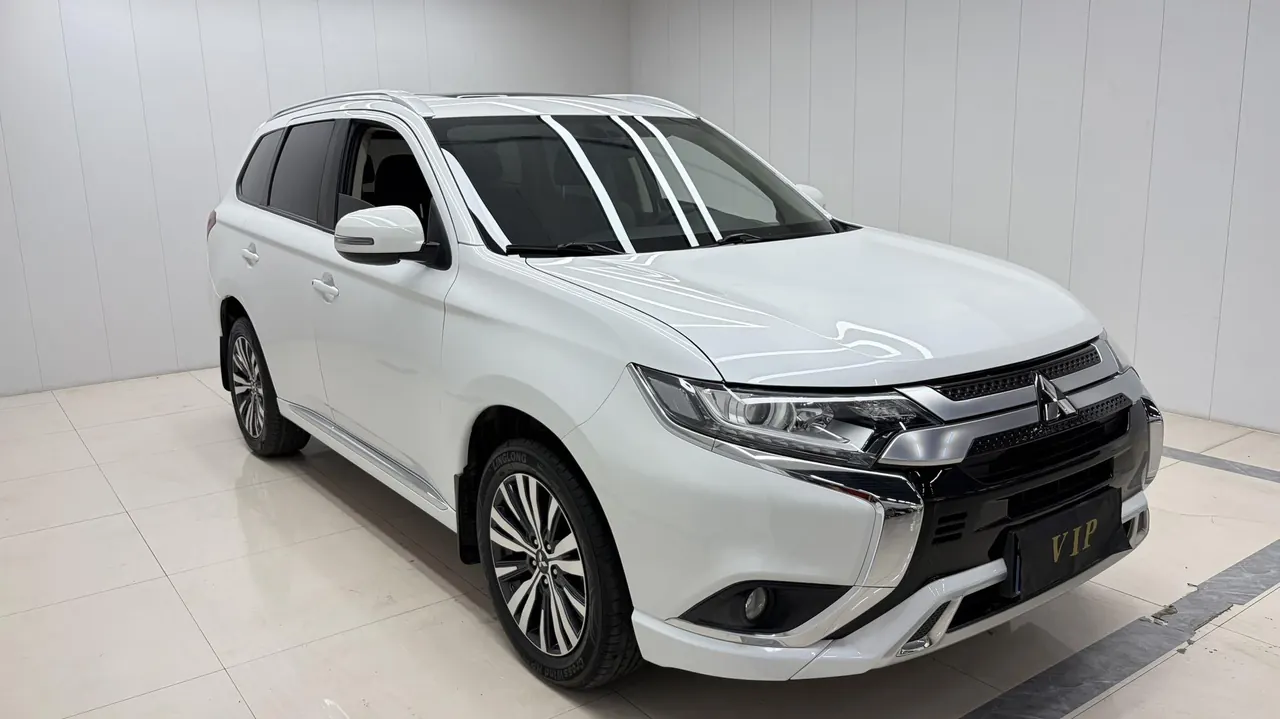 Mitsubishi 2020 Outlander 2.0 Stepless Two-Drive Enjoy Edition 5-seat Automatic Gear 3