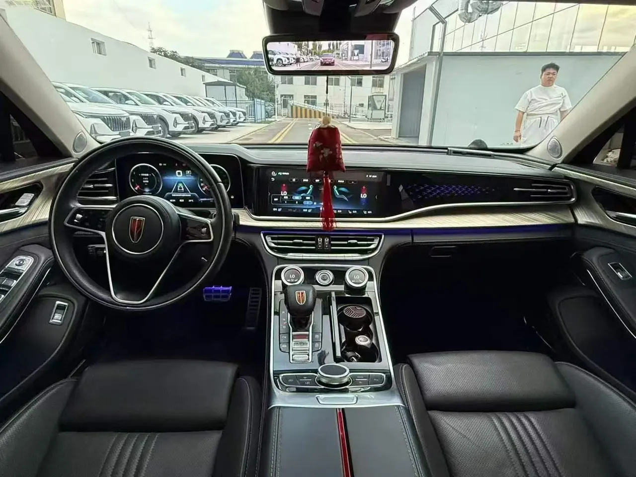 HongQi 2020 H9 48V 2.0T Zhilian Qi Chang Edition Automatic Gear 5