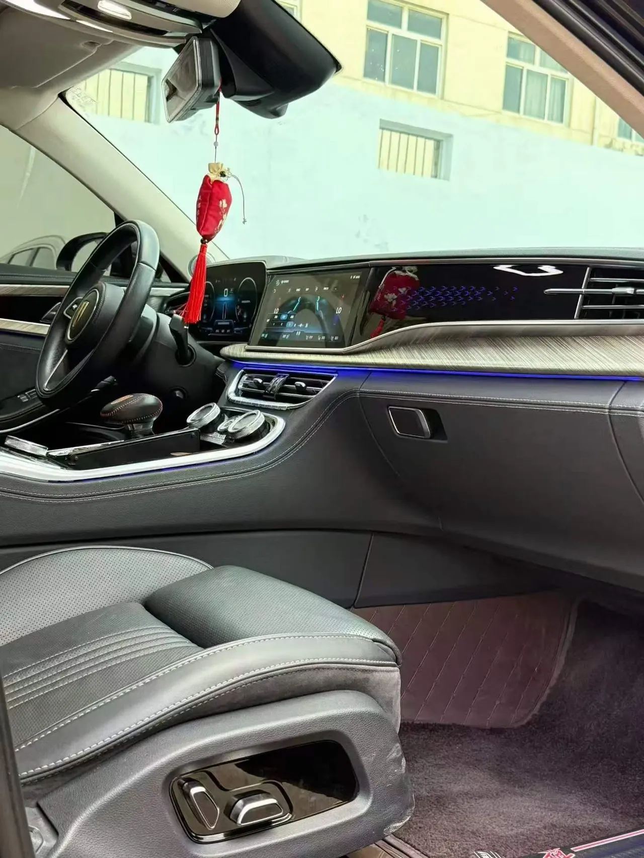 HongQi 2020 H9 48V 2.0T Zhilian Qi Chang Edition Automatic Gear 6