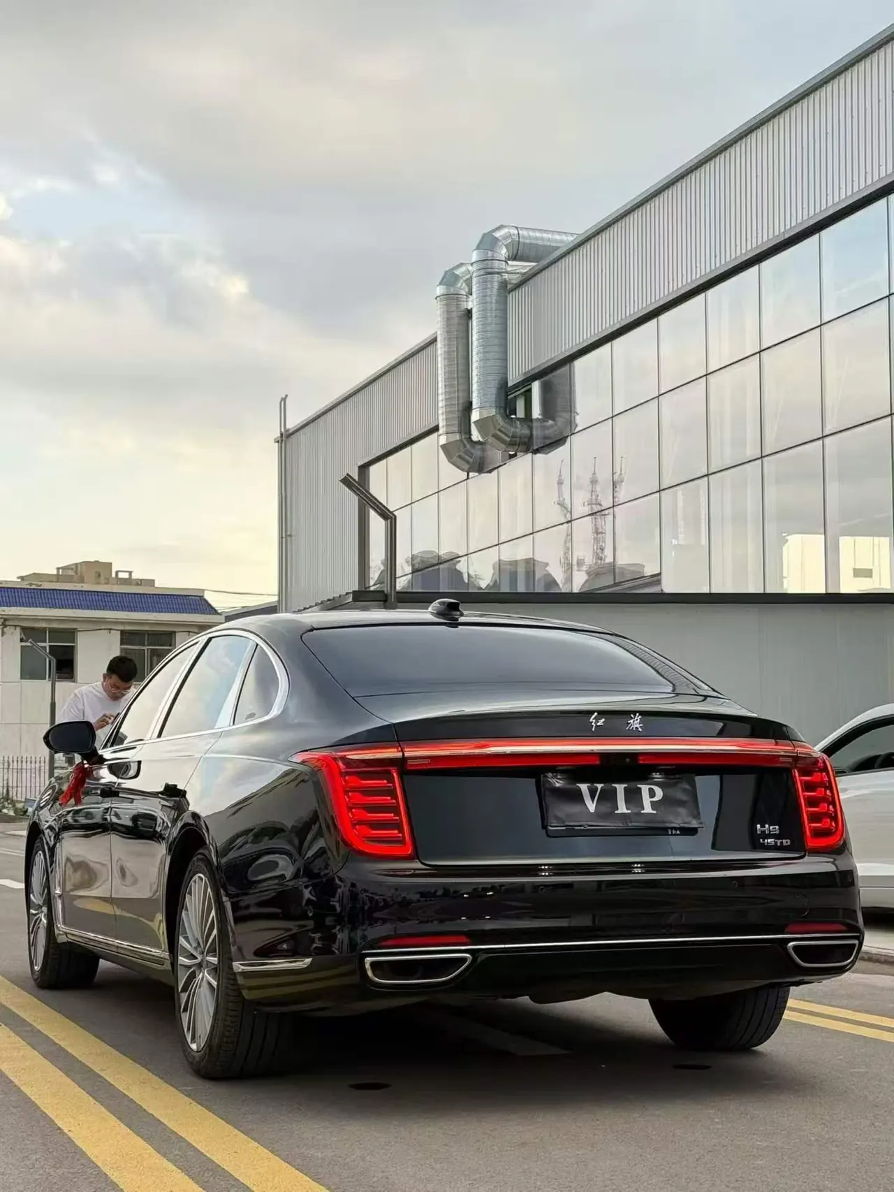 HongQi 2020 H9 48V 2.0T Zhilian Qi Chang Edition Automatic Gear 7