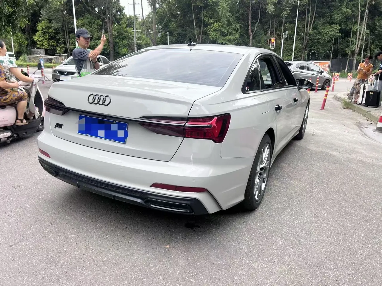 Audi 2020 A6L 2.0TFSI 40TFSI Deluxe Dynamic Automatic 4