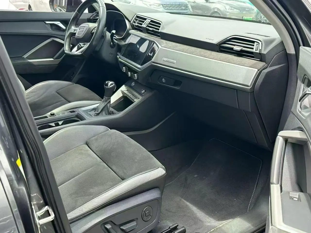 Audi 2021 Q3 1.4TFSI 35TFSI Fashion Dynamic Automatic 3