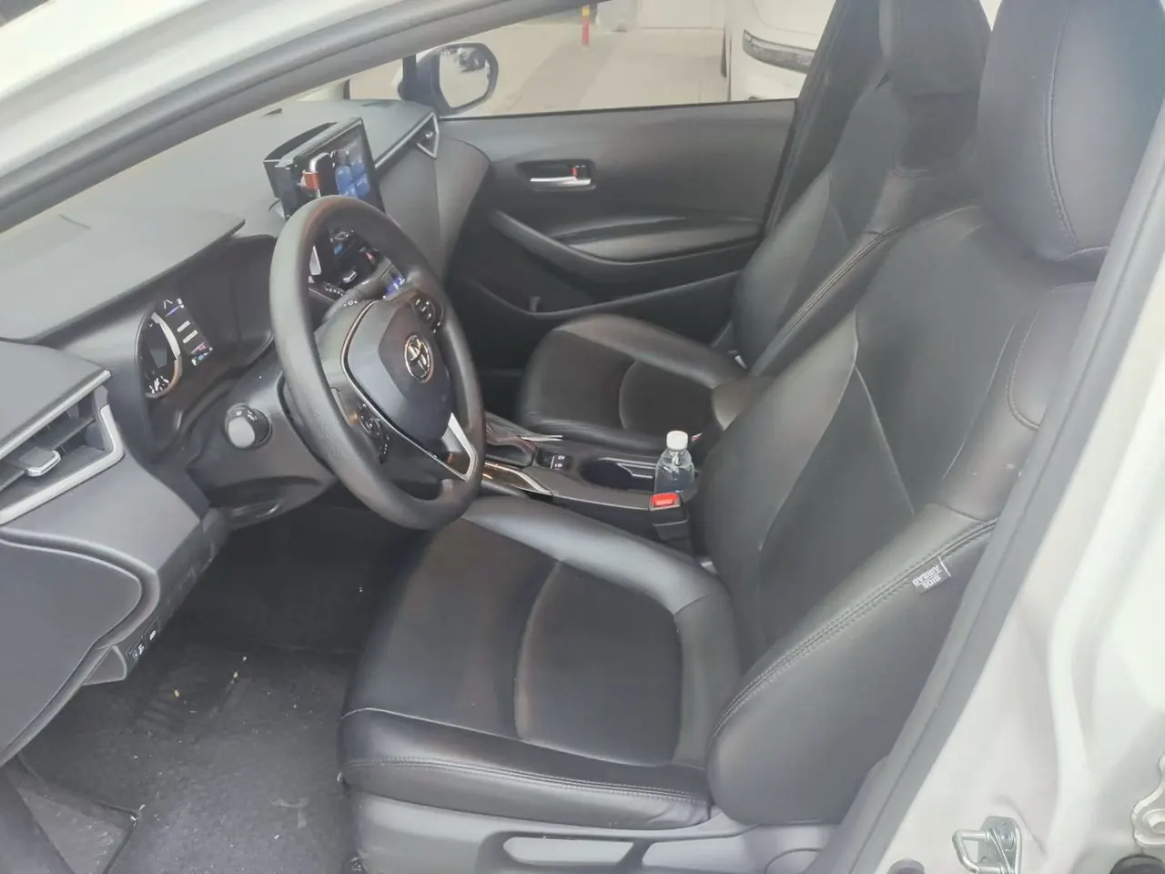Toyota 2021 corolla 1.2T stepless elite version of automatic gear 4