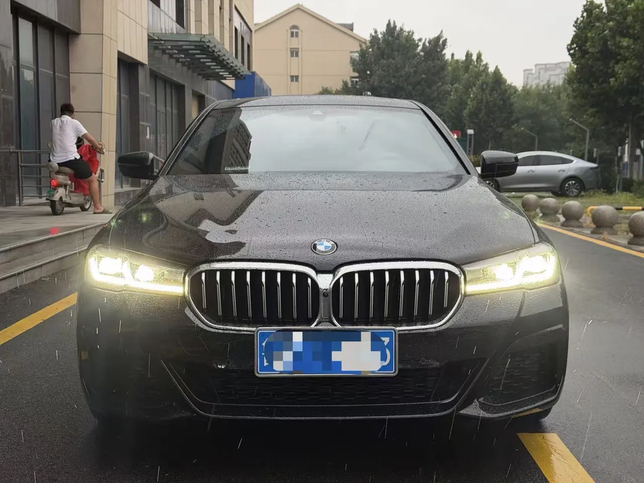BMW 5 Series 2022 530Li 2.0T Exclusive M Sports Suit (Modified) Automatic Gear 2