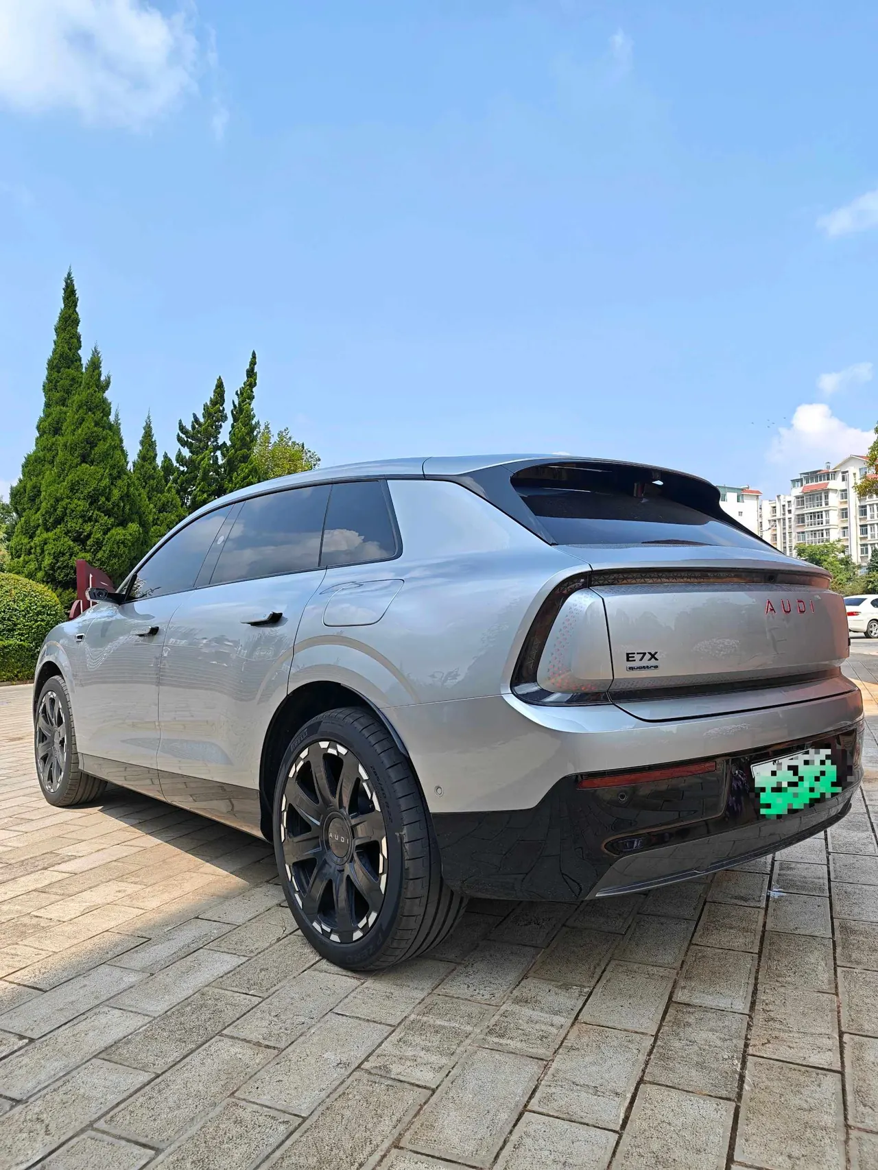 Audi 2026 E7X Pioneer Quattro Automatic 7