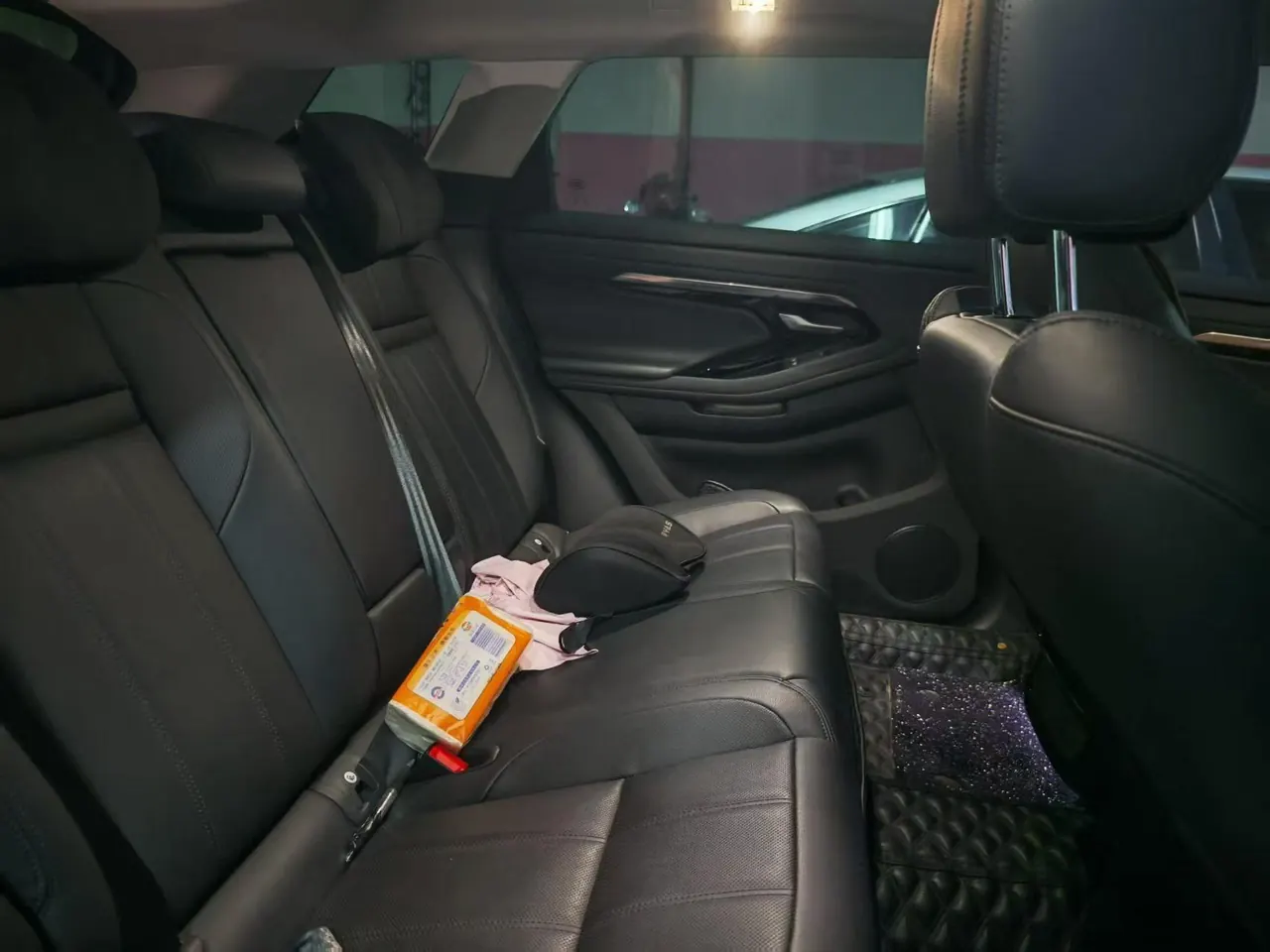 Land Rover 2021 Range Rover Aurora L 48V 2.0T 200PS R-Dynamic Standard Elite Automatic Gear 4