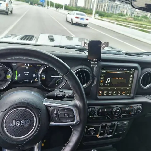 Jeep herdsman New Energy (Imported) 2021 herdsman 4xe 2.0T Sahara Automatic 3