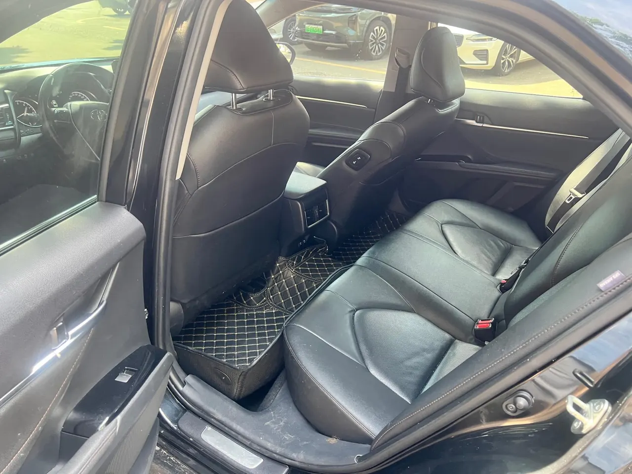 Toyota 2021 Camry 2.0G Stepless Deluxe Edition Automatic Gear 3