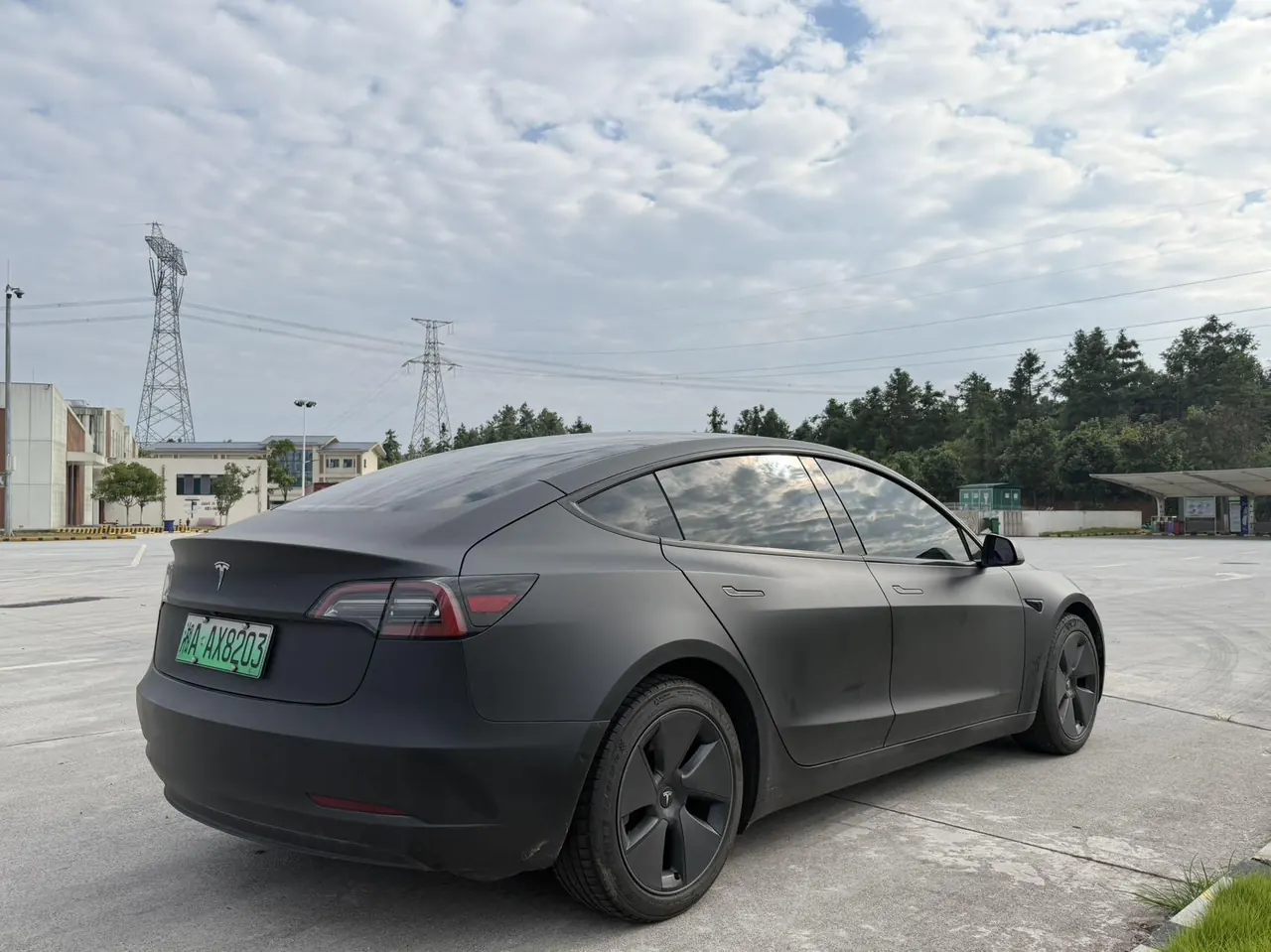Tesla 2022 Model 3 rear-wheel drive version of automatic transmission 4