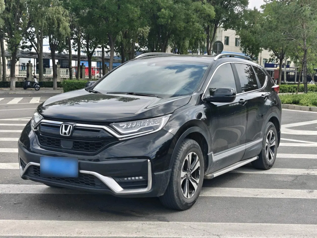 打开图片灯箱:Honda 2021 CR-V 1.5T stepless 240TURBO four-wheel drive deluxe automatic gear