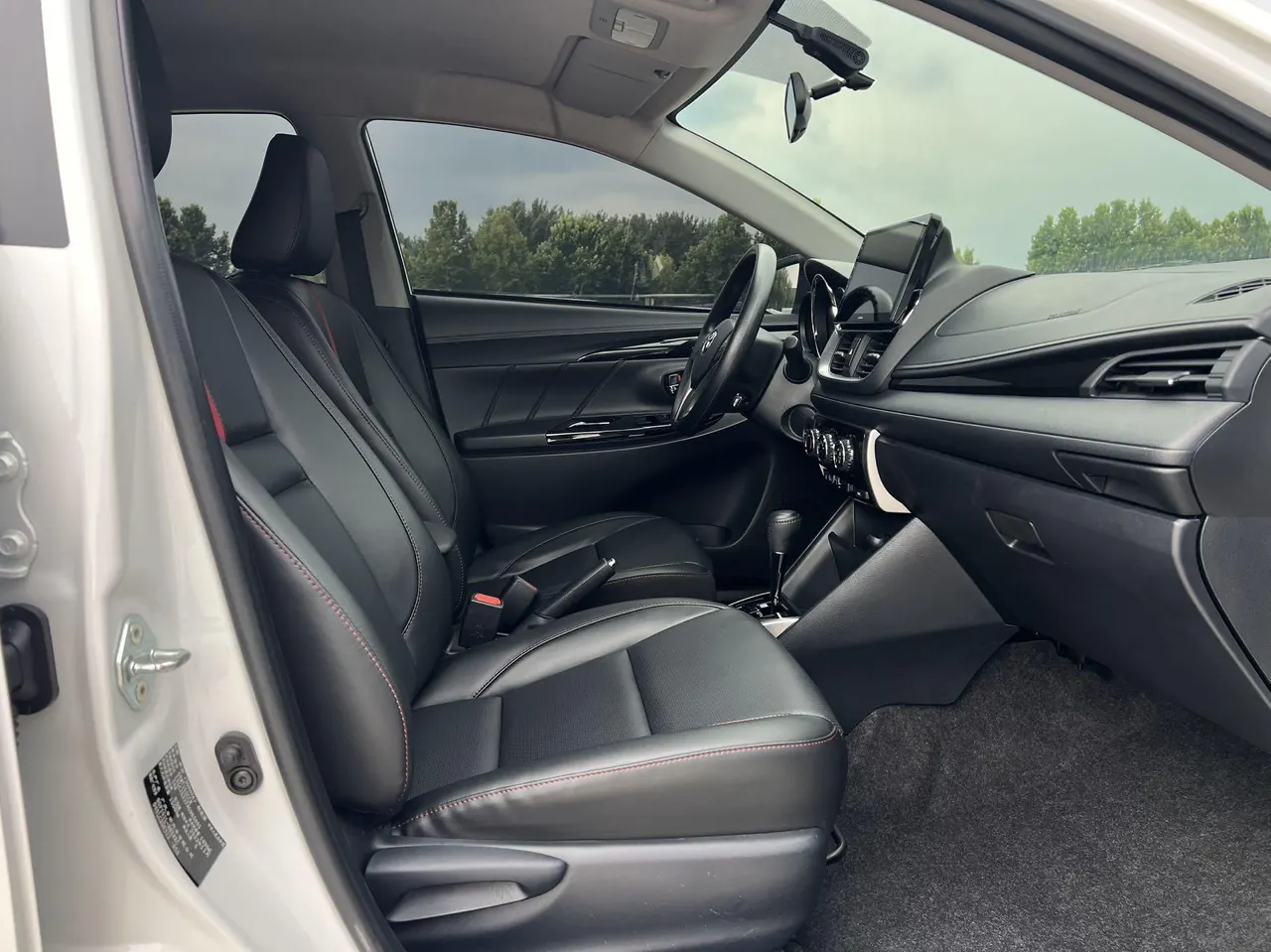 Toyota yaris 2022 YARiS L to dazzle X 1.5 stepless luxury PLUS version of automatic gear 11
