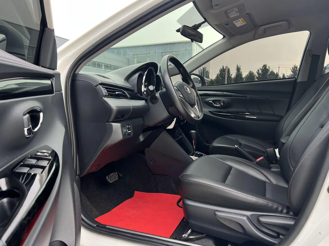 Toyota yaris 2022 YARiS L to dazzle X 1.5 stepless luxury PLUS version of automatic gear 8