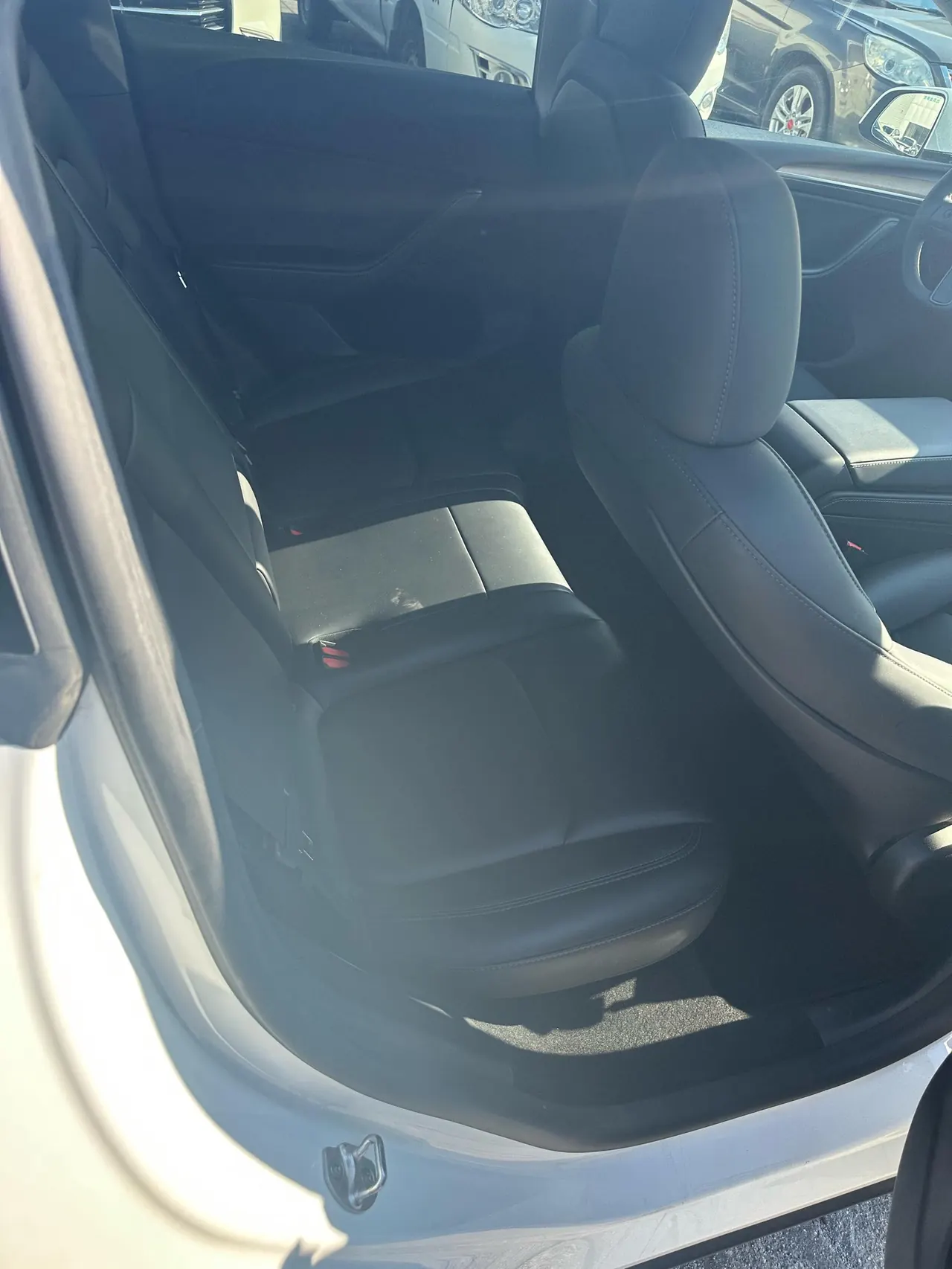 Tesla 2022 Model Y rear-wheel drive version (facelift) automatic gear 3