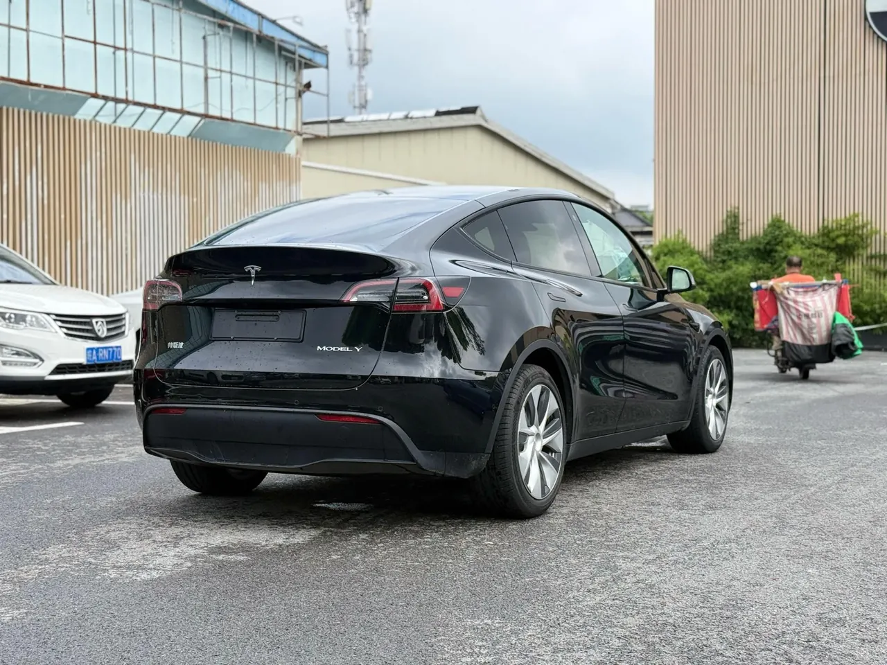 Tesla 2021 Model Y long endurance all-wheel drive version automatic transmission 7