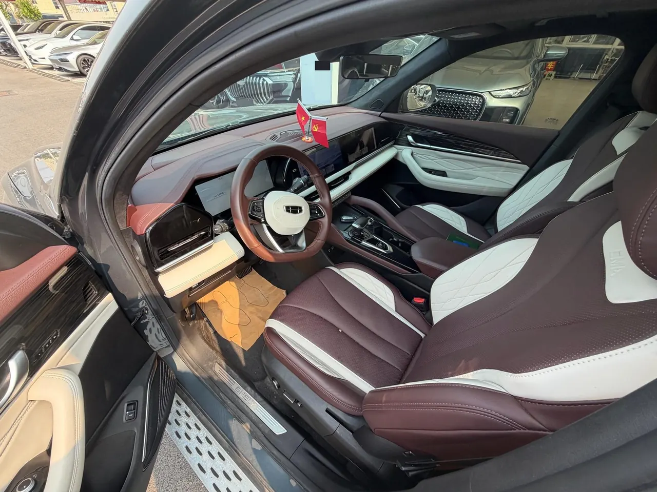 Geely 2021 XingyueL (Monjaro) 2.0TD EVO two-wheel drive distinguished automatic transmission 5