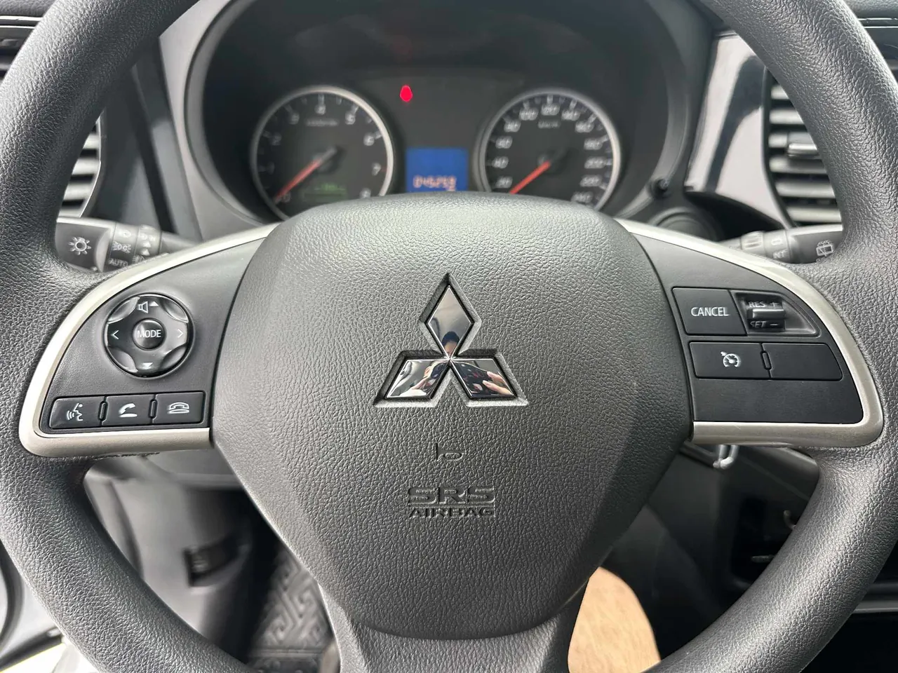 Mitsubishi 2021 Outlander 2.0 Stepless Two-Drive Smooth Edition 5-seat (Changed) Automatic Gear 14