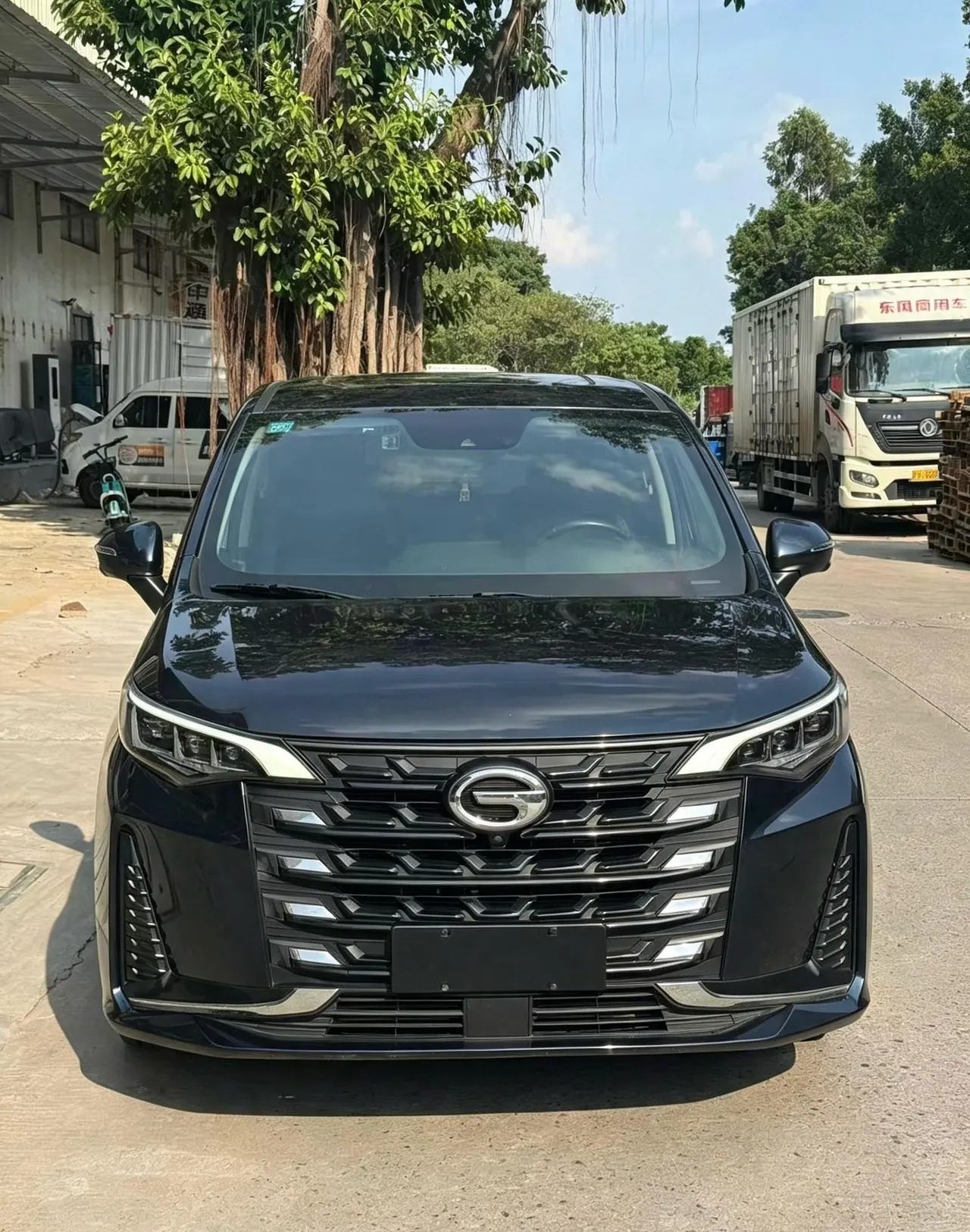 Chuanqi 2021 M6 1.5T 270T Honorable Edition 7-seat Automatic Gear 2