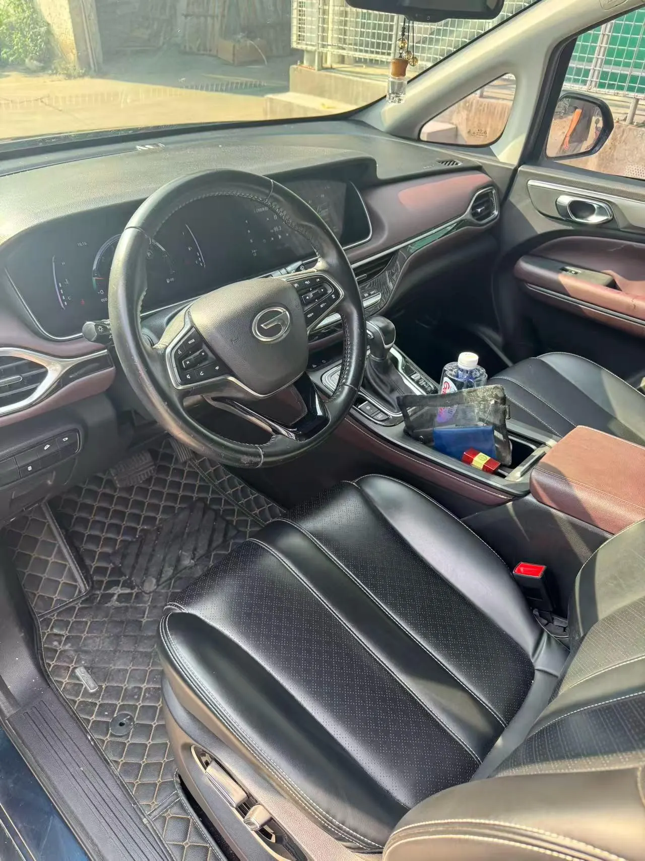 Chuanqi 2021 M6 1.5T 270T Honorable Edition 7-seat Automatic Gear 3