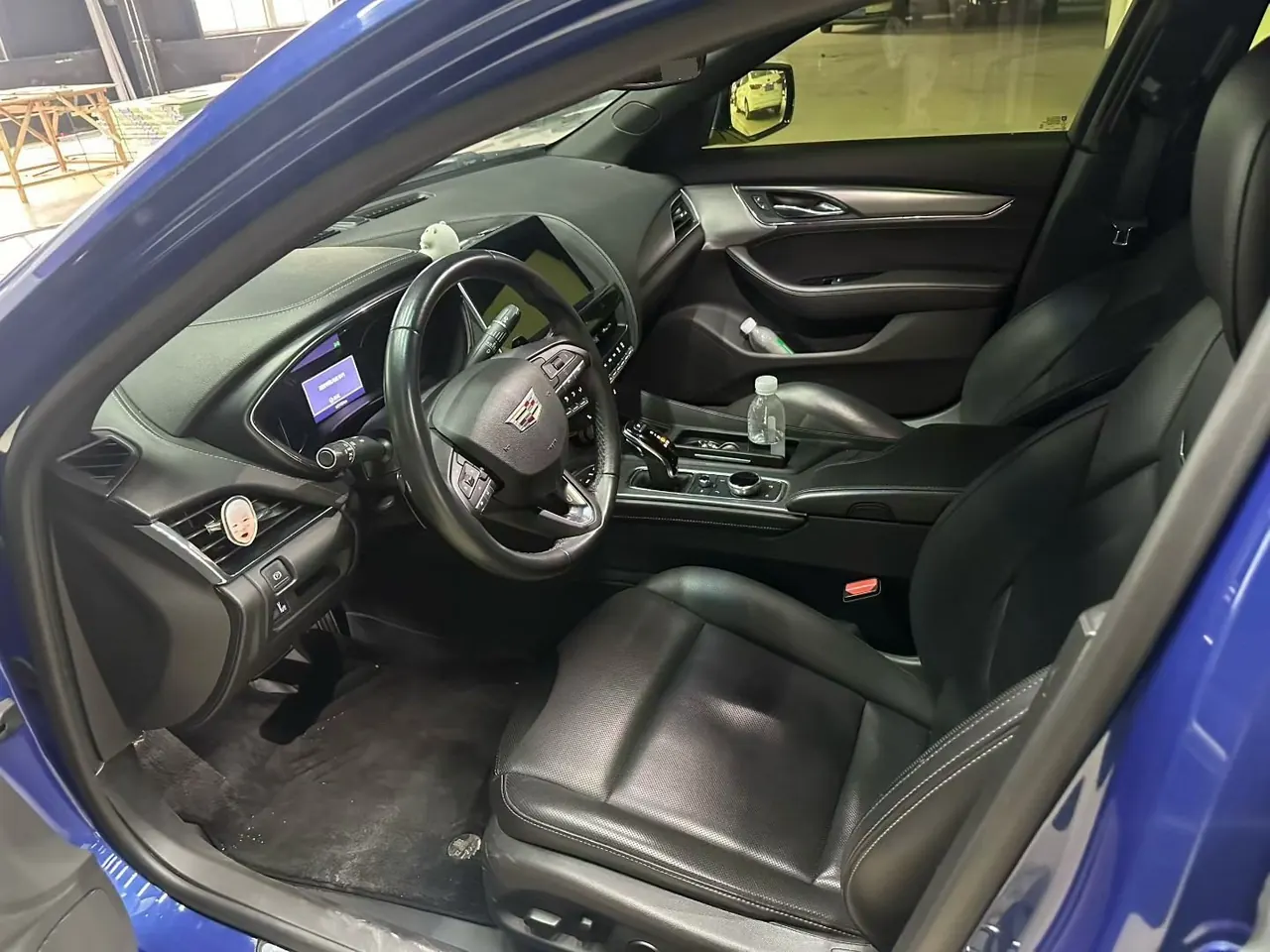 Cadillac 2021 CT5 2.0T 28T luxury automatic gear 3