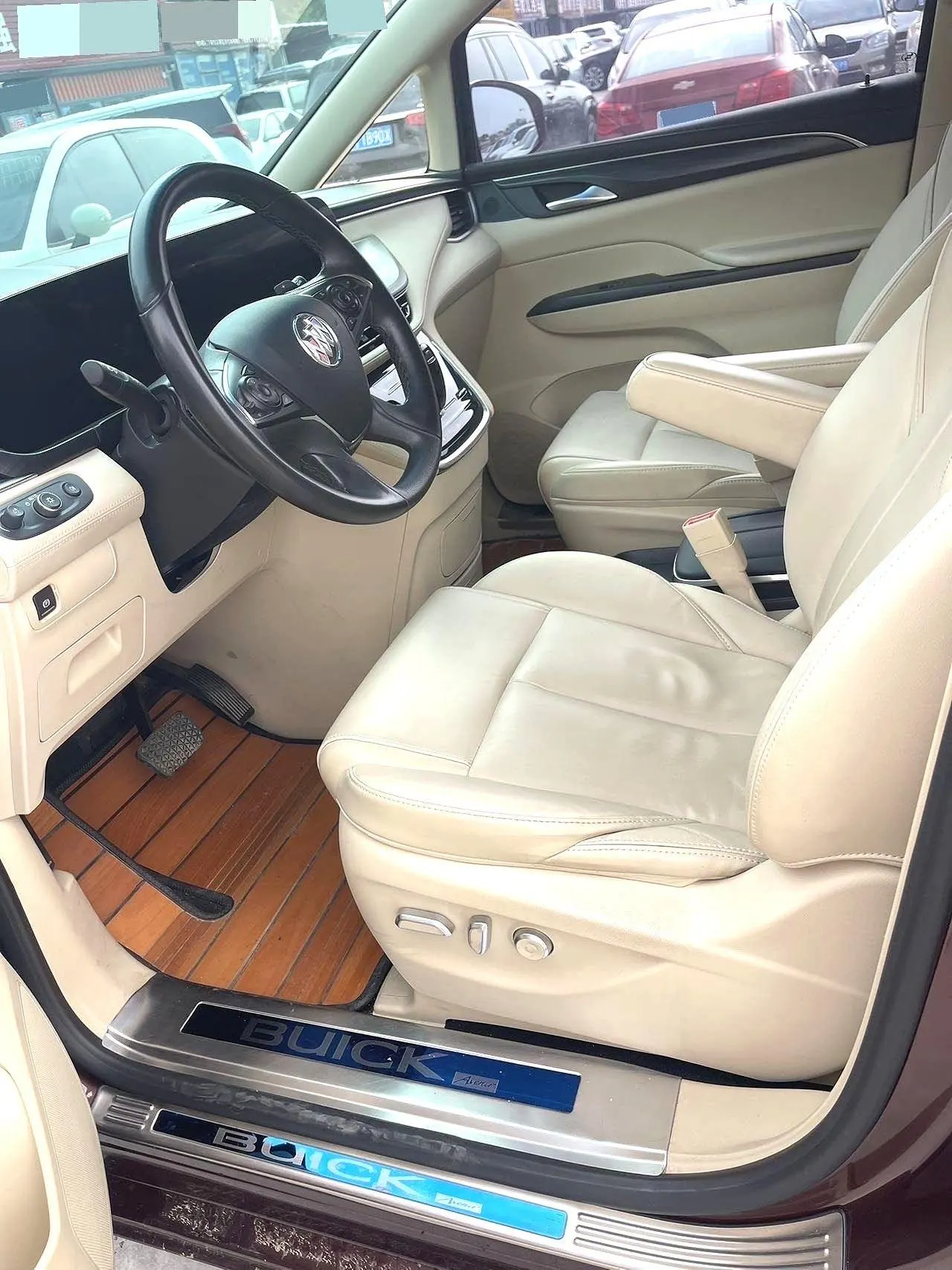 Buick 2022 GL8 ES Lu Zun 2.0T 653T Exclusive Automatic Gear 5