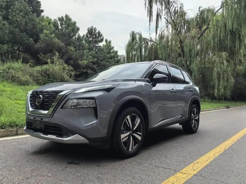 打开图片灯箱:Nissan 2021 Qijun 1.5T Stepless VC-Turbo 300 Four-wheel Drive Extreme Edition Automatic Gear