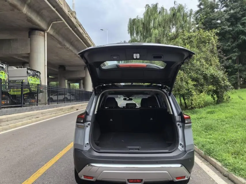 Nissan 2021 Qijun 1.5T Stepless VC-Turbo 300 Four-wheel Drive Extreme Edition Automatic Gear 8