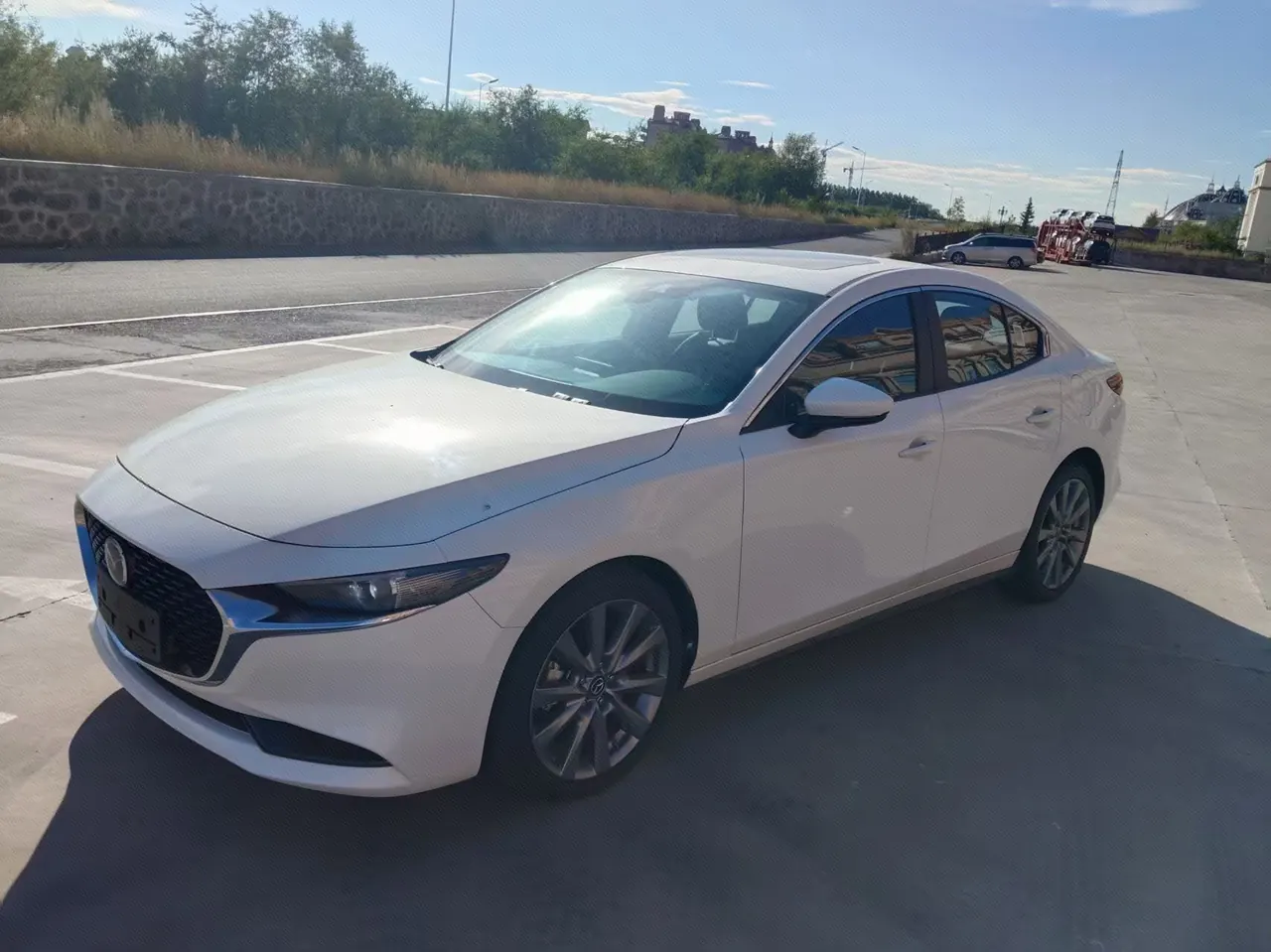 打开图片灯箱:Mazda 3 Oncorsela 2022 Mazda 3 Oncorsela-sedan 2.0 quality automatic transmission