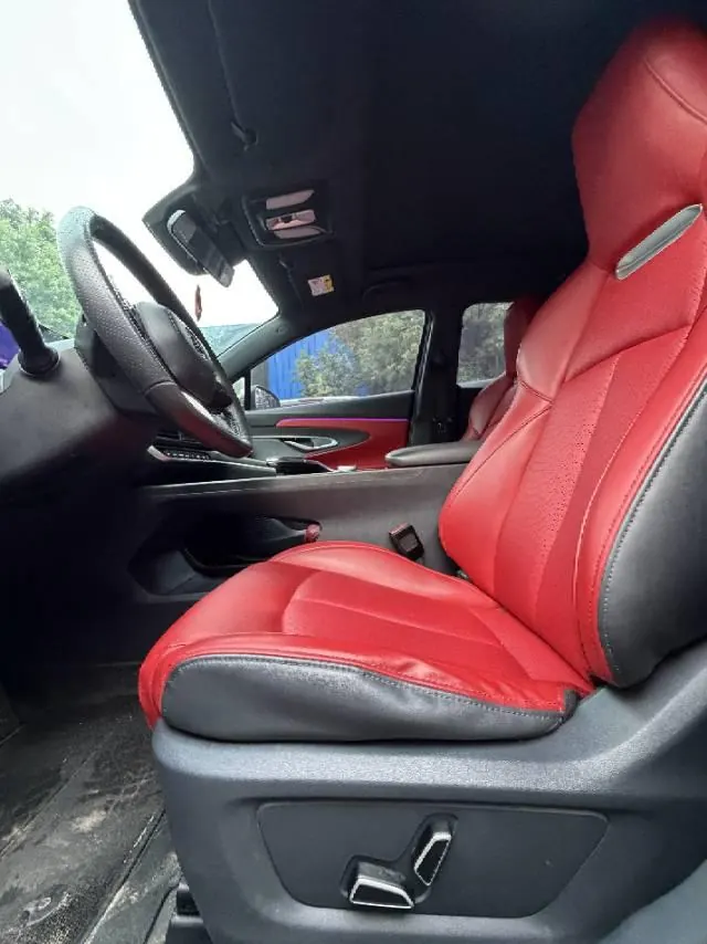ChangAn 2021 UNI-T 1.5T Sports Flagship Automatic Gear 4