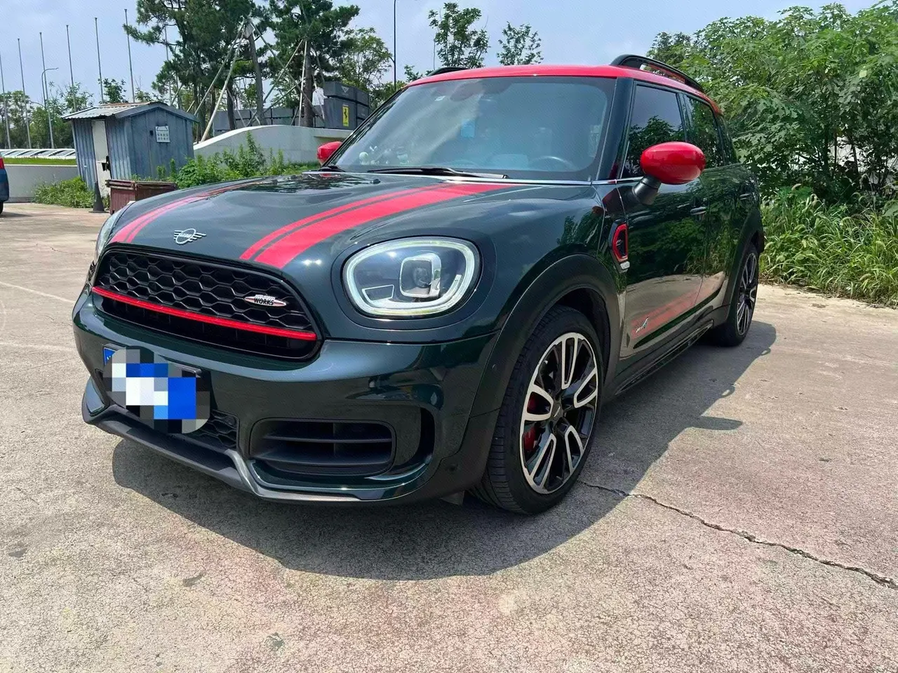 打开图片灯箱:MINI JCW Countryman (Imported) 2021 JCW Countryman All 4 2.0T ALL-IN Automatic