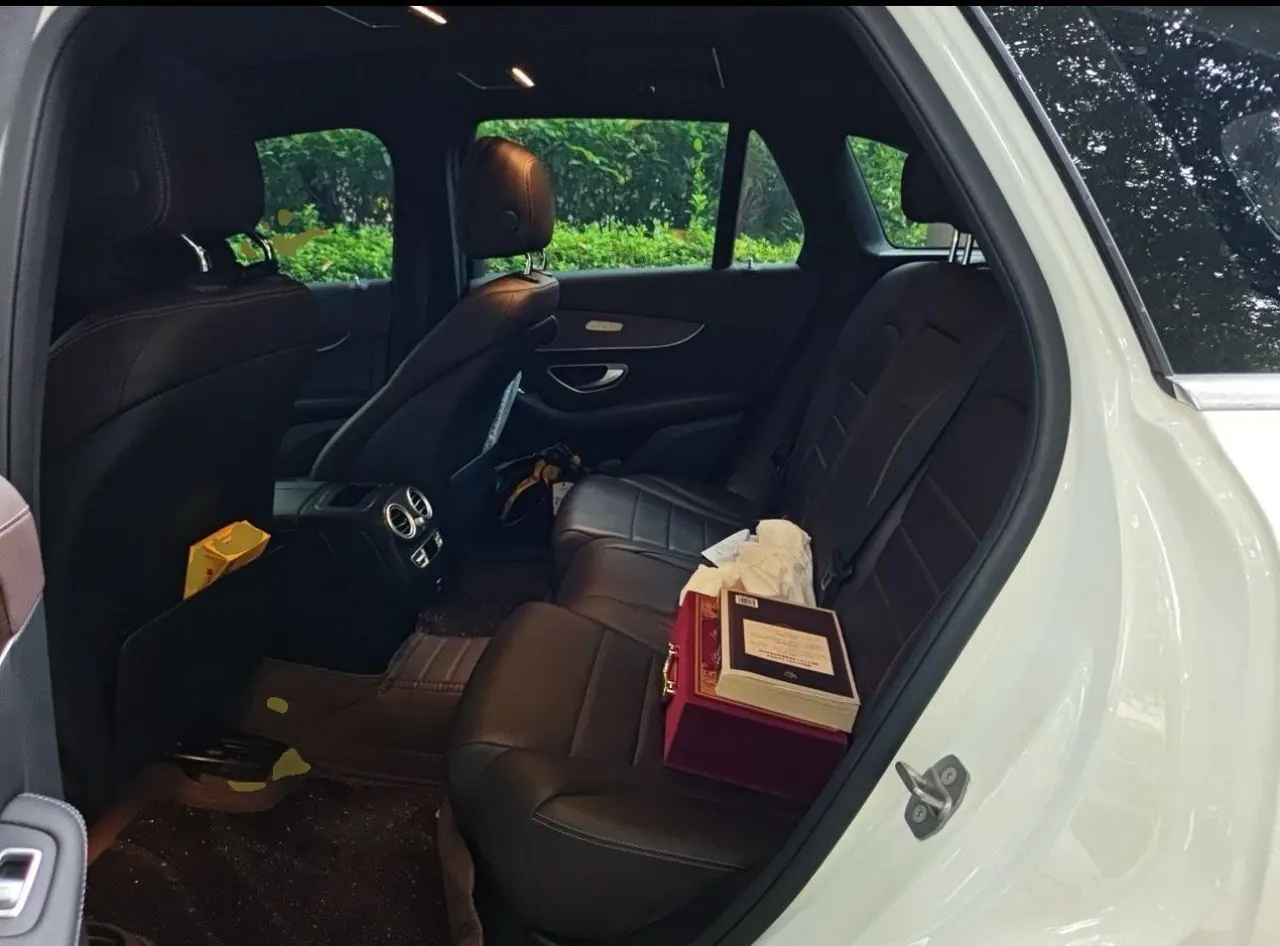 Mercedes Benz 2022 GLC 300 L 4MATIC 2.0T Dynamic (Modified) Automatic Gear 3