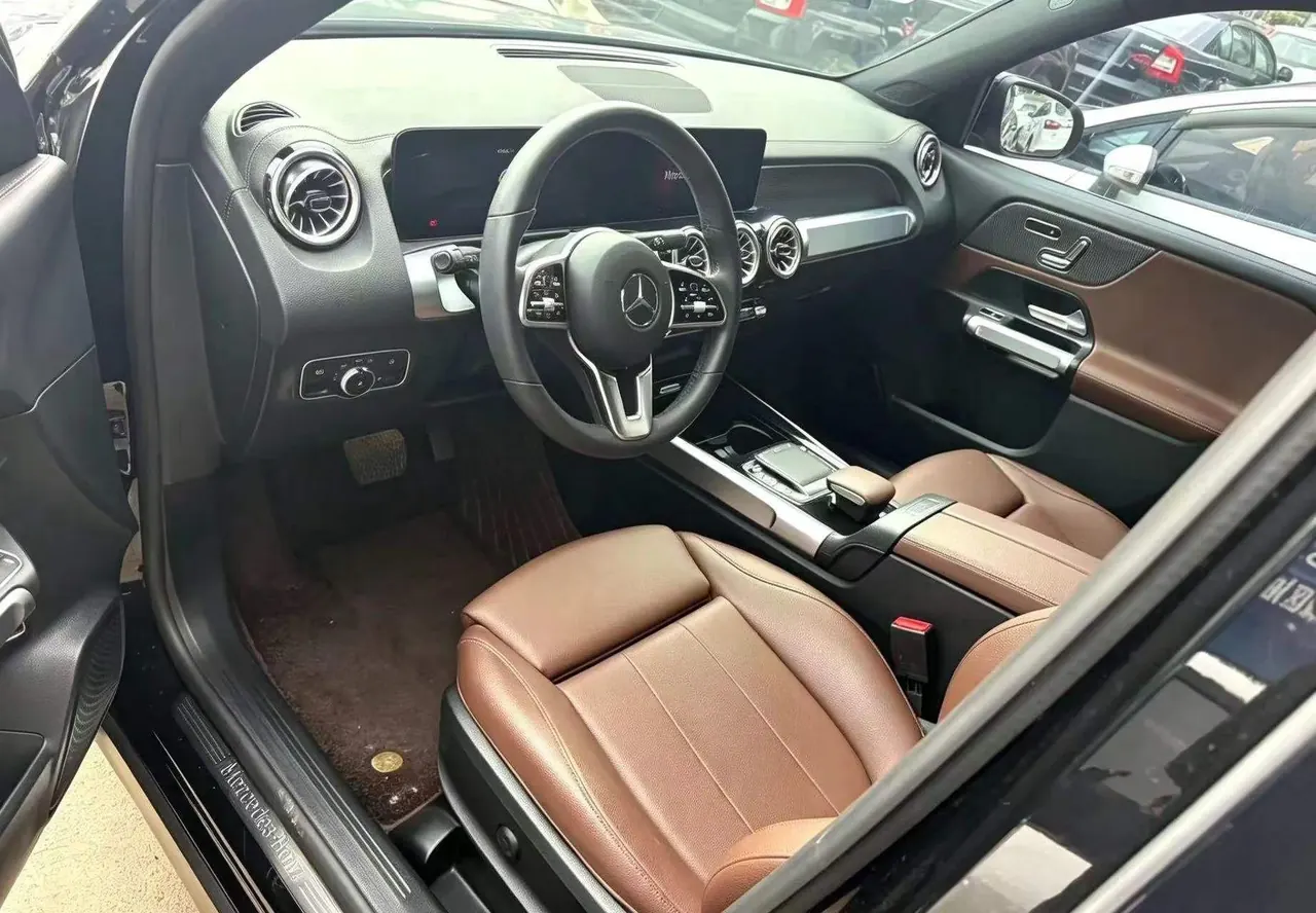 Mercedes Benz 2024 GLB 220 48V 2.0T fashion automatic gear 4