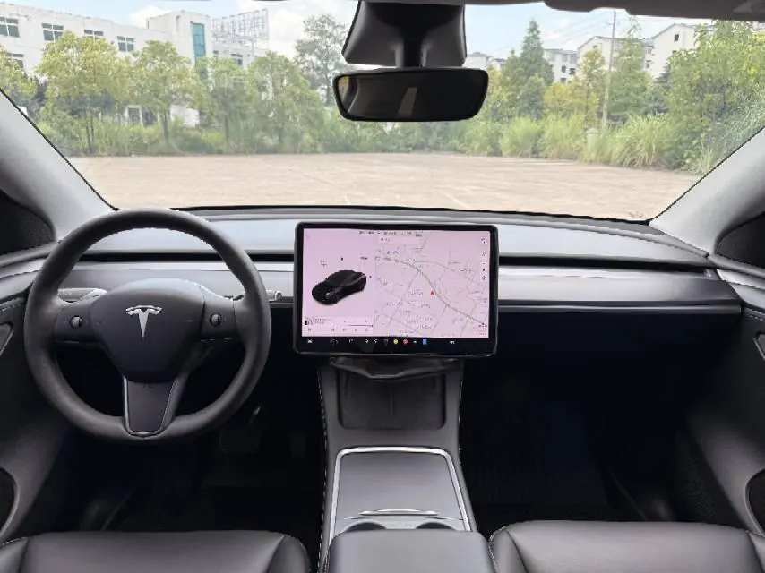 Tesla 2021 Model Y Standard Endurance Rear Drive Automatic Gear 4