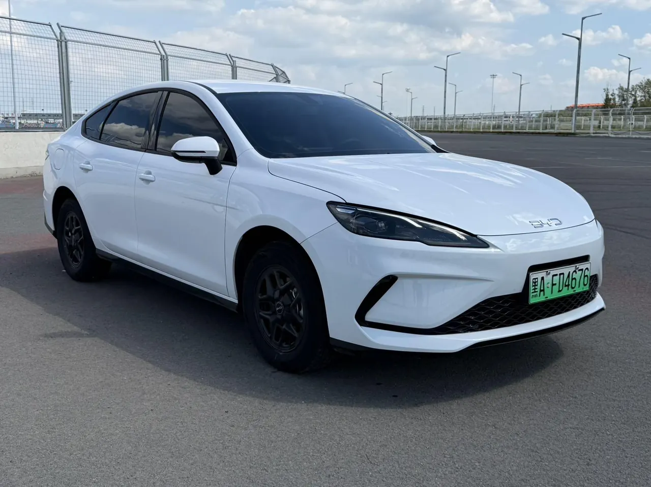 BYD 2026 seals 05 DM-i 1.5 stepless 128KM luxury automatic gear 3