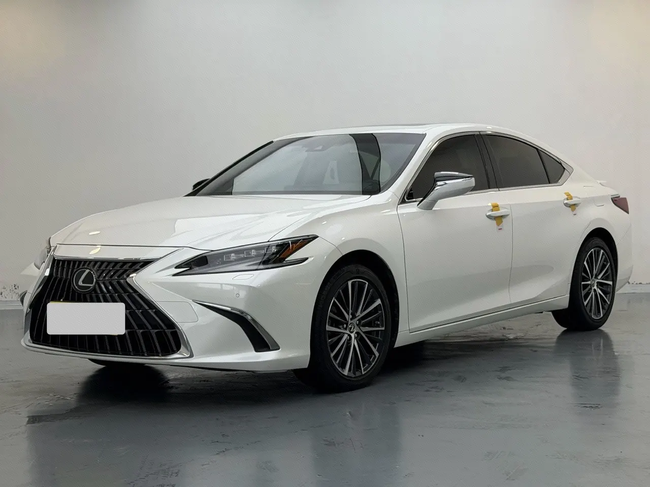 Open image lightbox: Lexus ES (Imported) 2022 ES300h 2.5 Stepless Premium Edition Automatic Gear