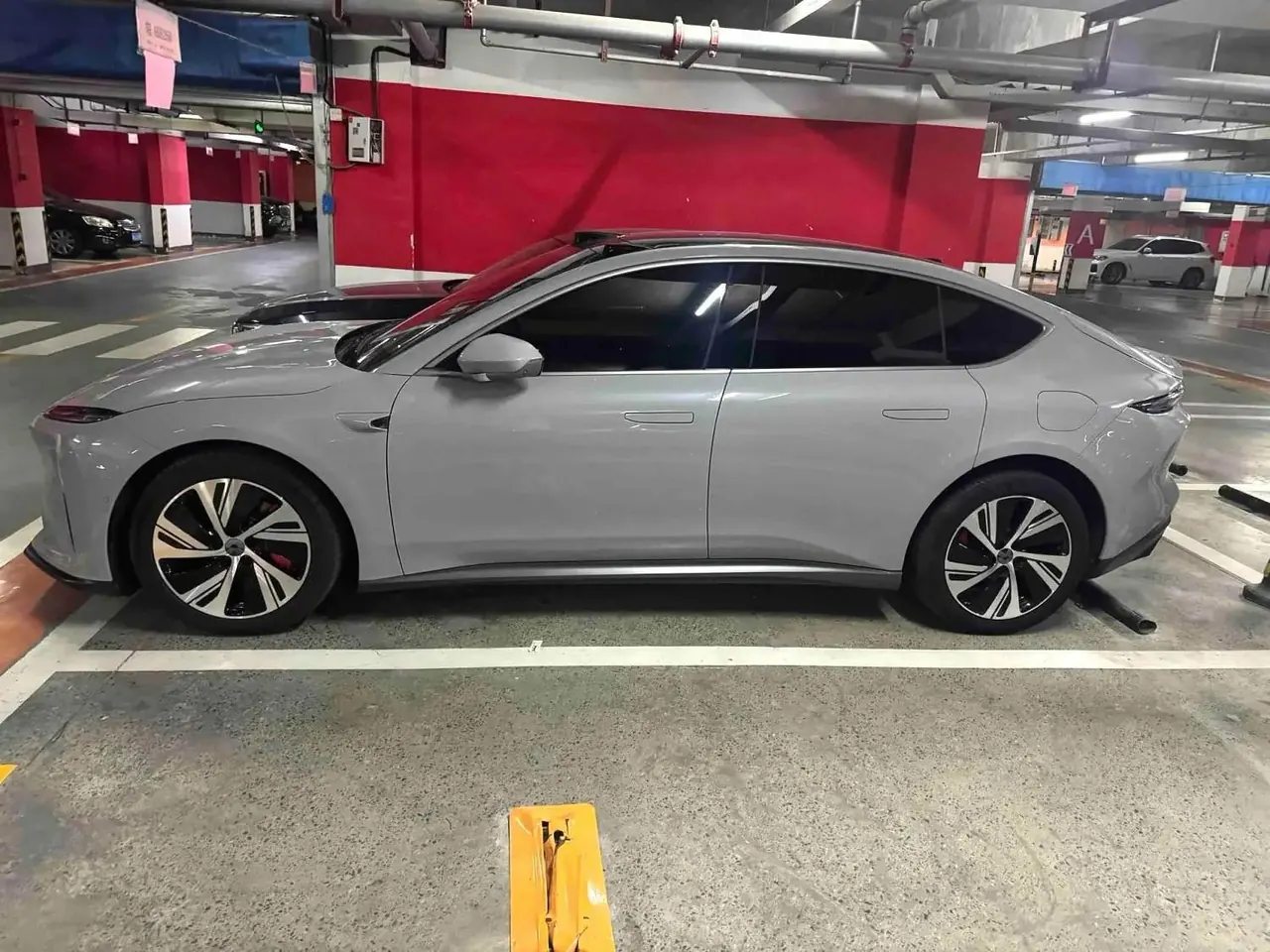NIO 2022 ET5 75kWh automatic gear 3