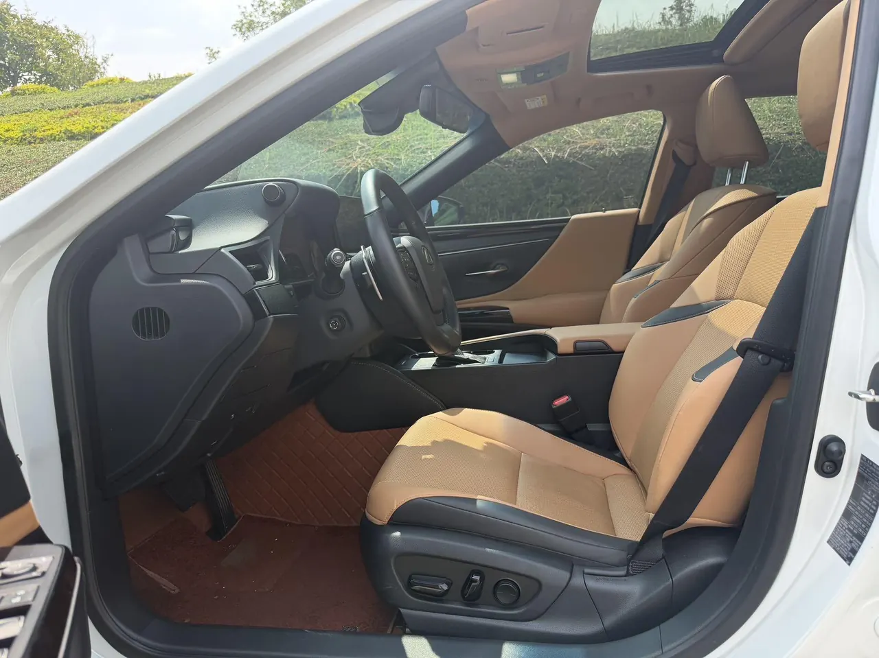 Lexus ES (Imported) 2022 ES300h 2.5 Stepless Premium Edition Automatic Gear 4