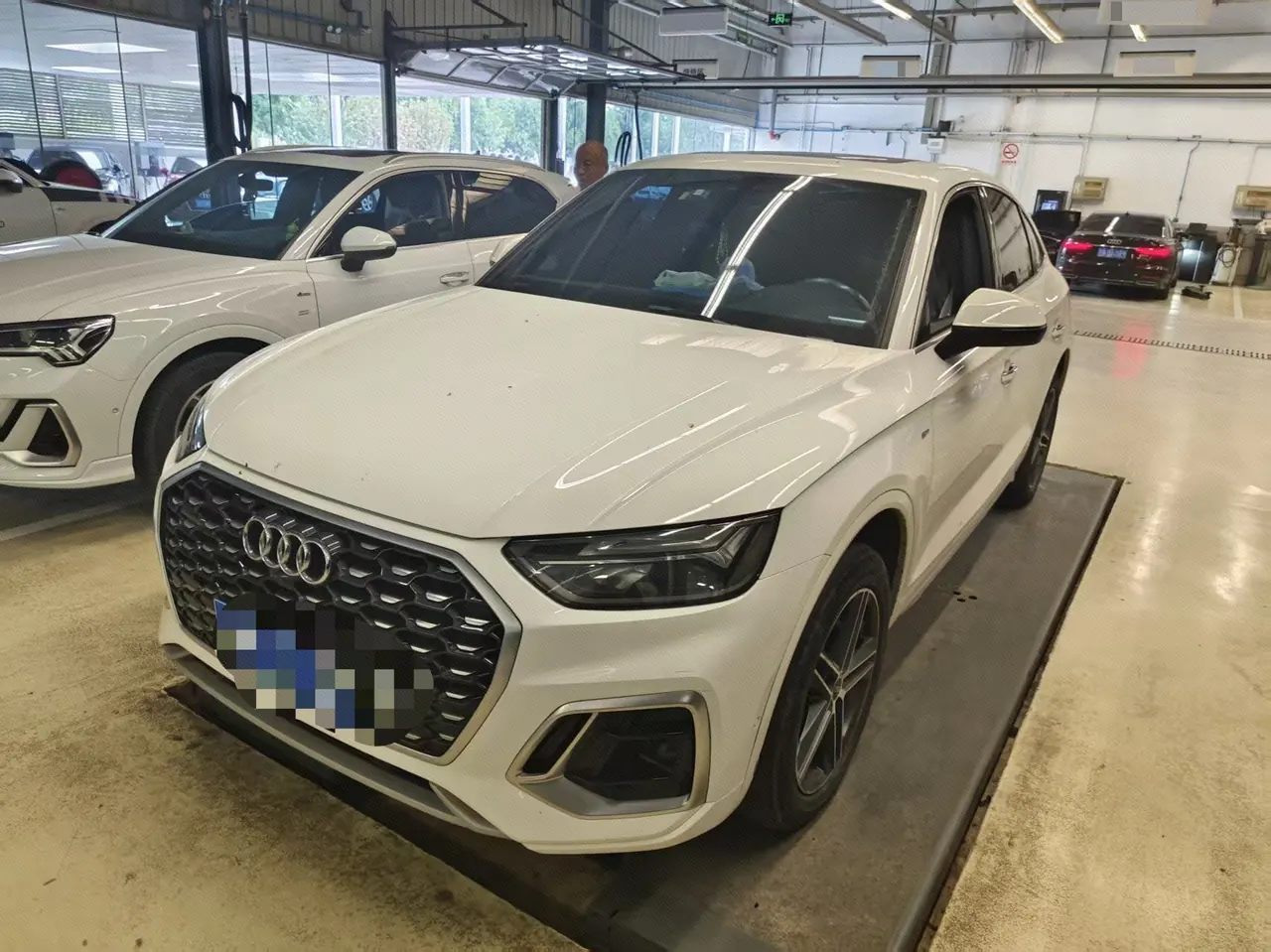 Open image lightbox: Audi 2021 Q5L Sportback 2.0TFSI 40TFSI fashion automatic