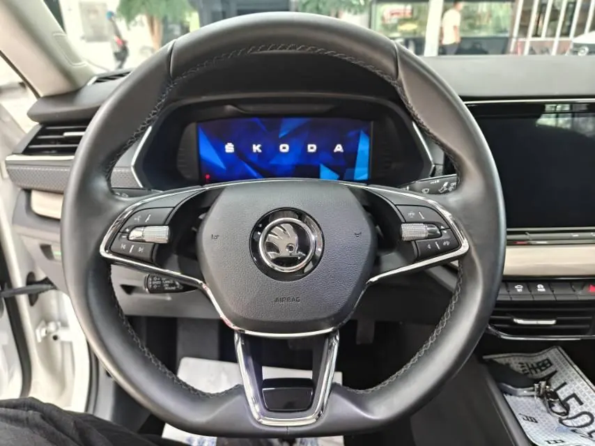 Skoda 2022 Ming Rui PRO 1.4TSI TSI280 Luxury Edition Automatic Gear 5