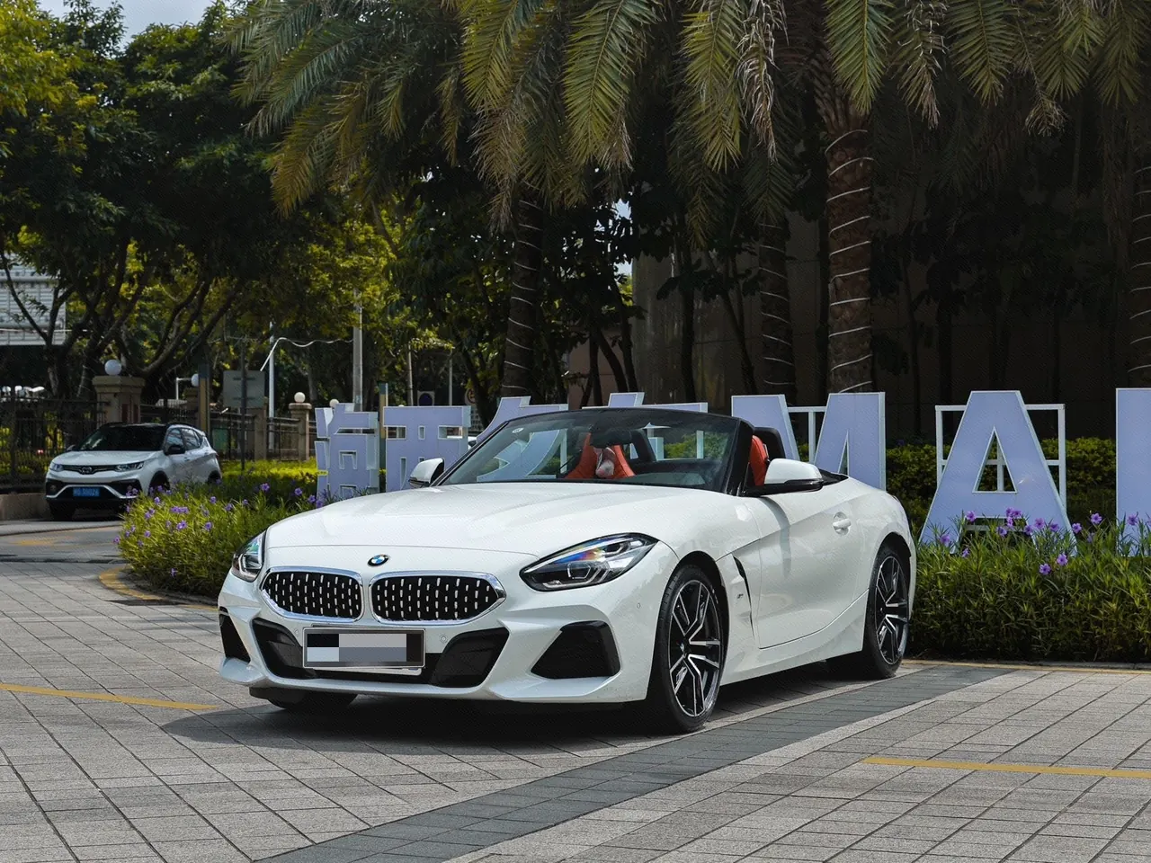 打开图片灯箱:BMW Z4 (Imported) 2022 Z4 sDrive25i 2.0T M Sports Suit Automatic Gear