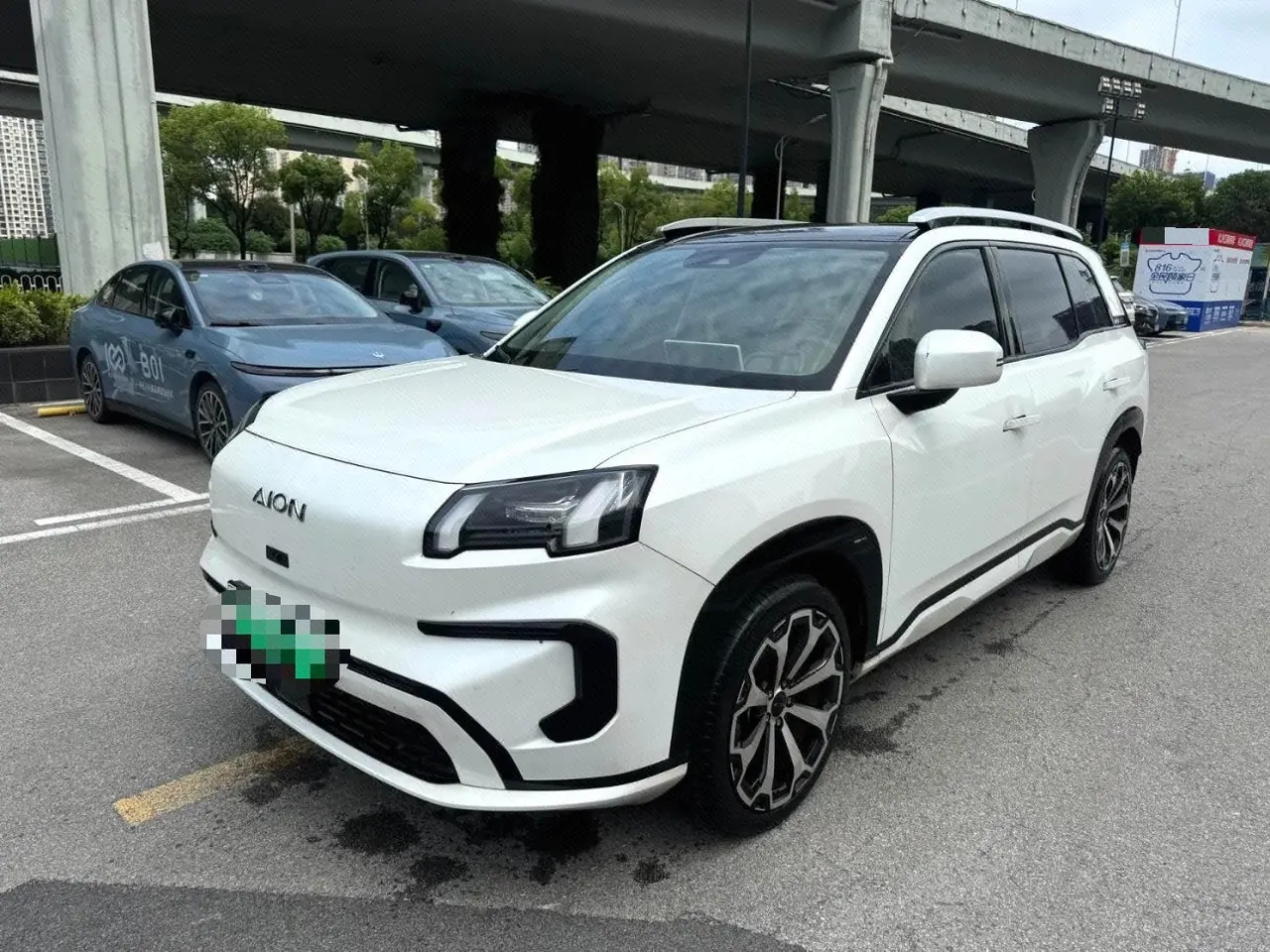打开图片灯箱:GAC Aion 2024 Aion V Tyrannosaurus Rex 650 Smart Edition Automatic Gear