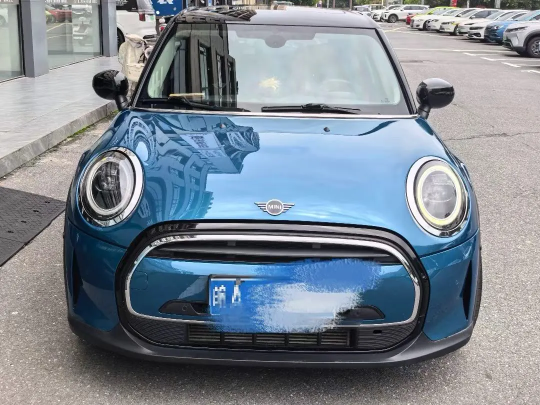 MINI Mini 5-Door (Imported) 2021 Mini Cooper 1.5T Classic Auto 2