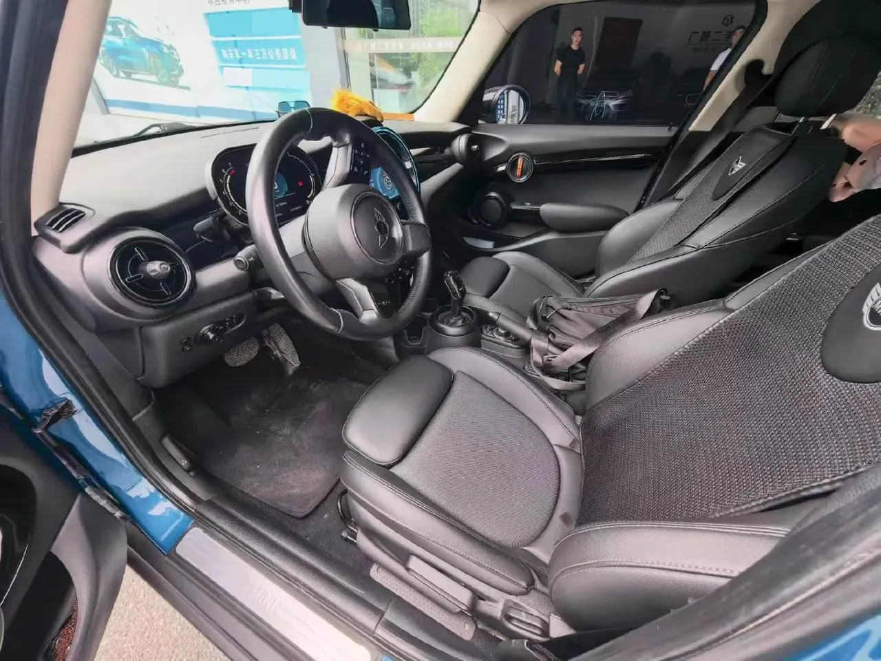 MINI Mini 5-Door (Imported) 2021 Mini Cooper 1.5T Classic Auto 5