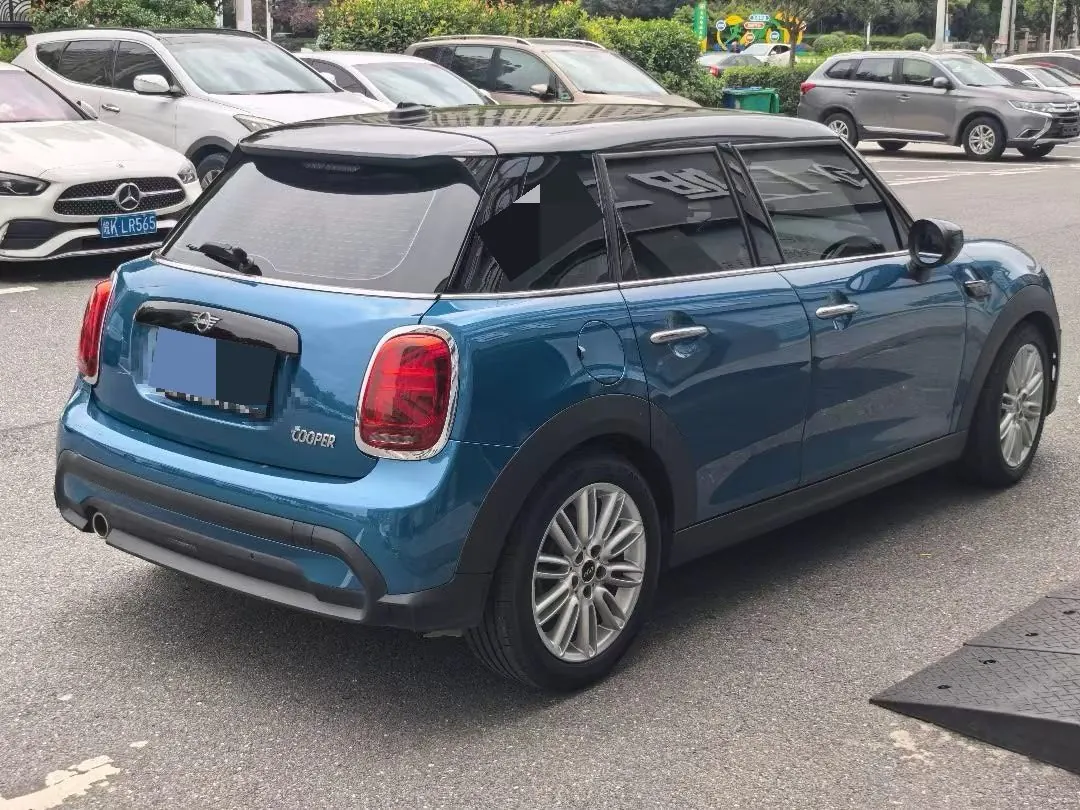 MINI Mini 5-Door (Imported) 2021 Mini Cooper 1.5T Classic Auto 9