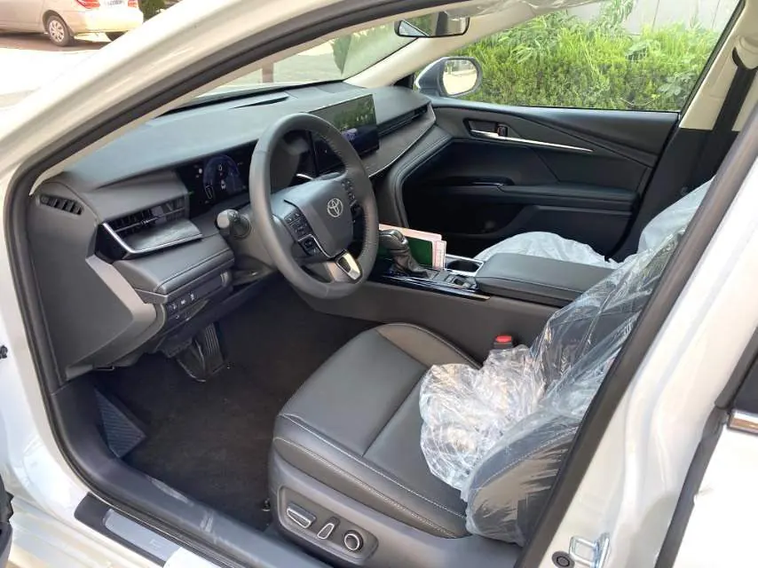 Toyota 2024 Camry Dual Engine 2.0HGVP Stepless Deluxe Automatic Gear 7