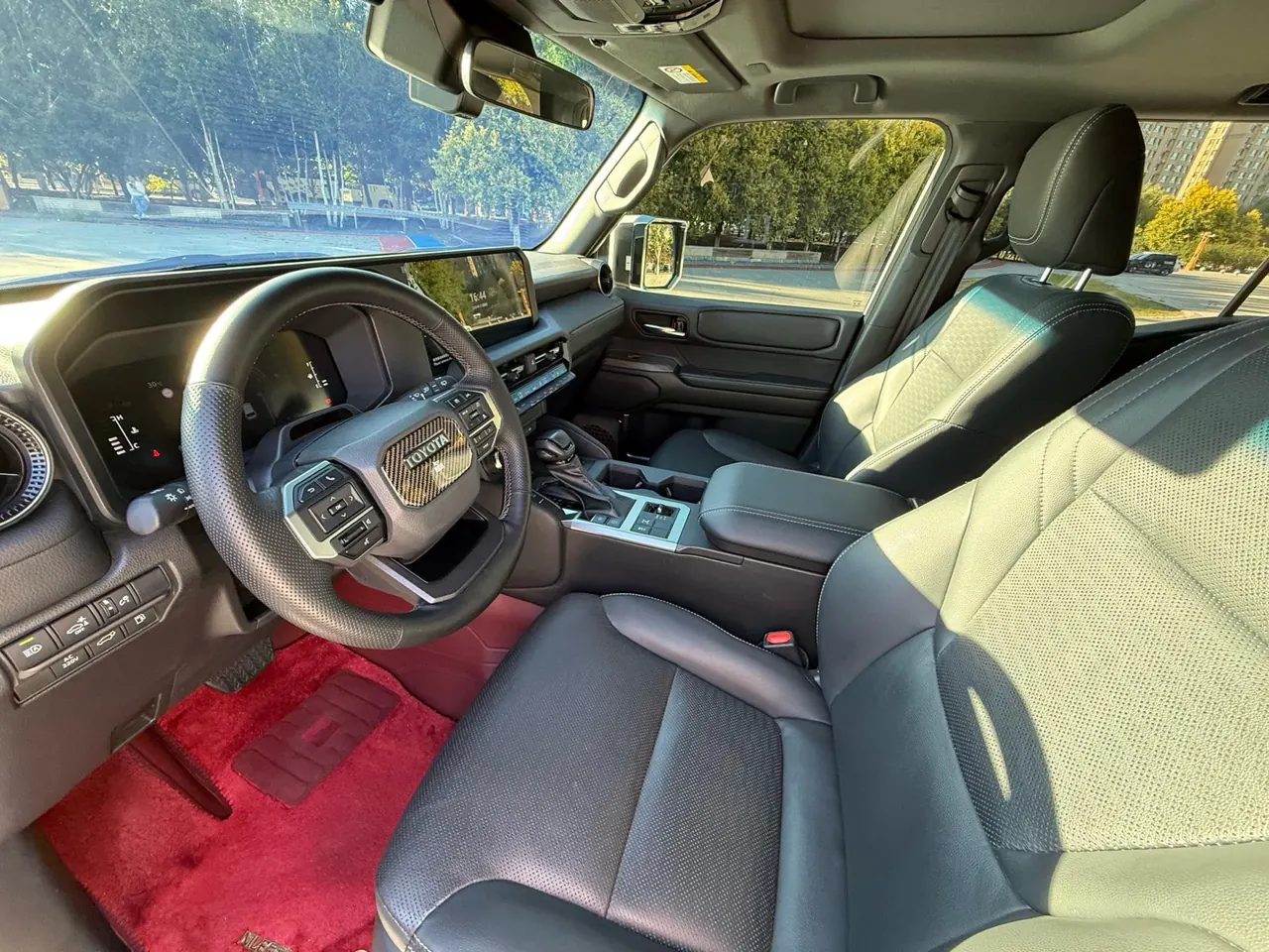 Toyota 2024 Prado HEV 2.4T all-around TX version 5-seat automatic gear 5