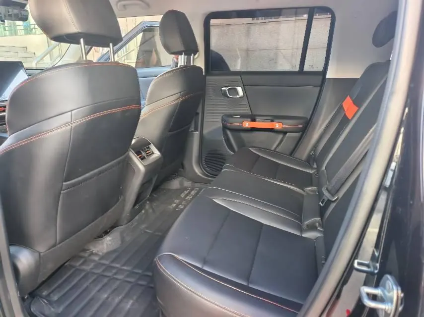 Beijing 2026 BJ30 1.5T Traveler Two-Drive Standard Automatic Gear 4