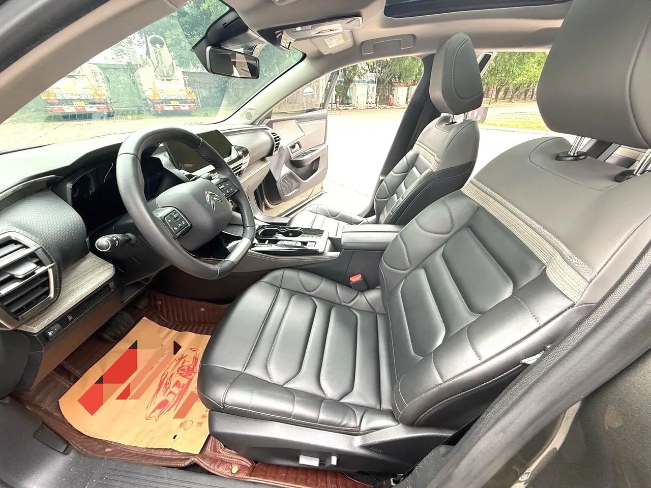 Citroen Versailles C5 X 2022 C5 X 1.6T Enjoy an Uncommon Year of Tiger Opening Edition Automatic Gear 6