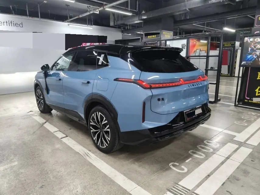 LYNK&amp;CO 2026 LYNK&amp;CO 08 EM-P 1.5T 210 Four-wheel Drive Performance Ultra H7 Automatic Gear 4